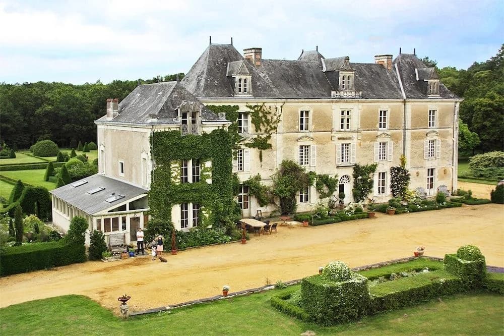 CHÂTEAU DE CHAMBIERS